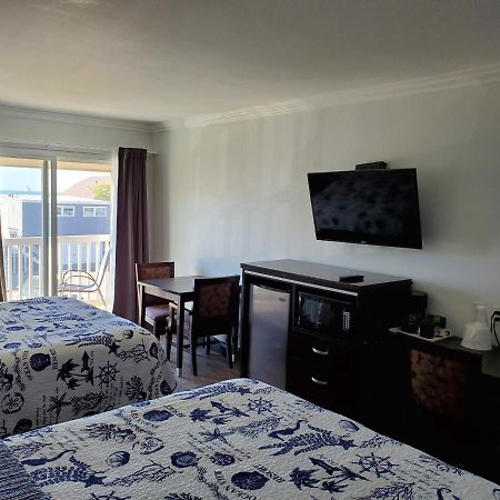 Ocean Surf Inn & Suites Хантингтон-Бич Экстерьер фото